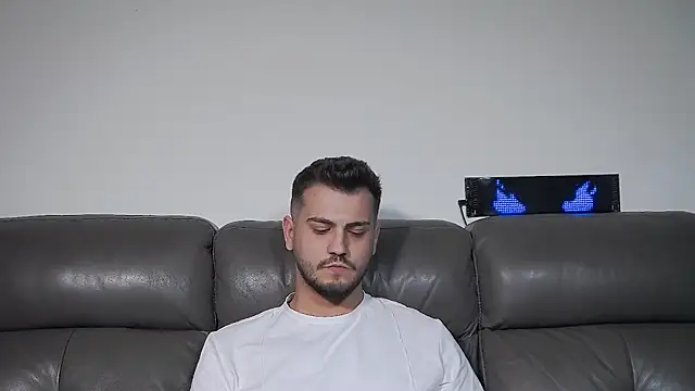 CrazyDom1 Webcam show