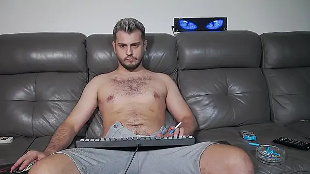 CrazyDom1 Webcam show