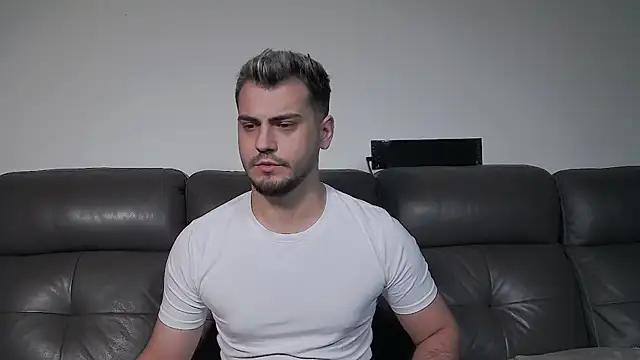 CrazyDom1 Webcam show