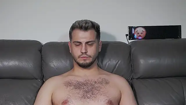 CrazyDom1 Webcam show