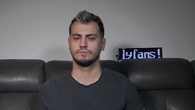 CrazyDom1 Webcam show
