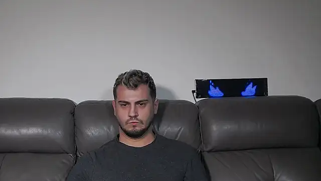 CrazyDom1 Webcam show