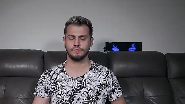 CrazyDom1 webcam show