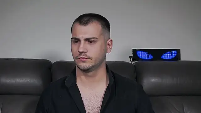 CrazyDom1 Webcamshow