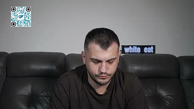 عرض كام CrazyDom1