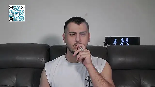 CrazyDom1 Webcam show