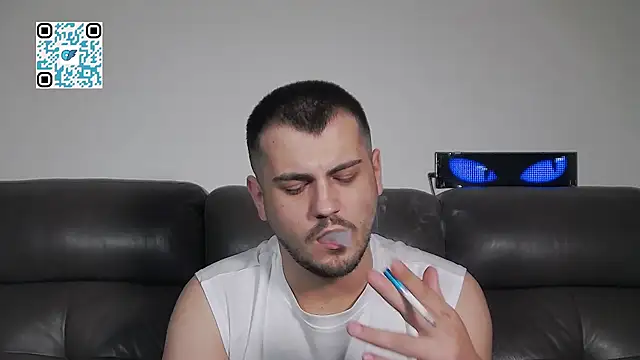 CrazyDom1 Webcam show
