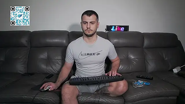 CrazyDom1 Webcam Show