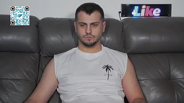 CrazyDom1 Webcam-Show