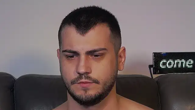 CrazyDom1's Webcam Show