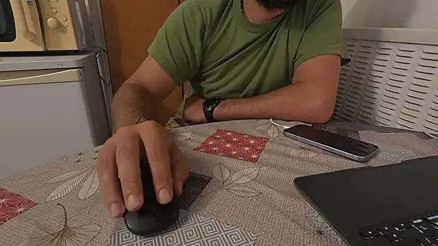 TARKAN1 webkamerás műsora
