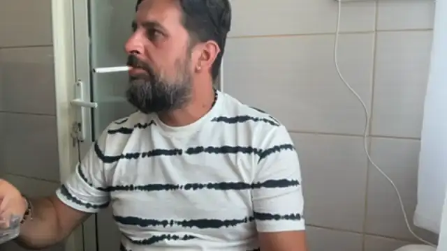 TARKAN1: διαδικτυακό σόου  στην κάμερα