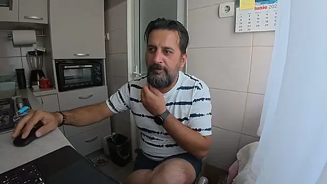 TARKAN1 Show in webcam
