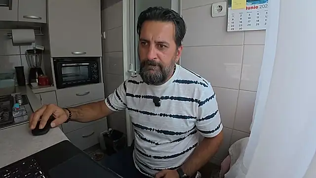 TARKAN1 Show in webcam