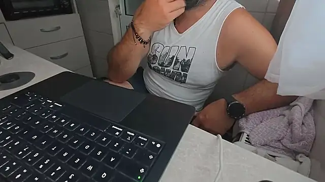 TARKAN1 Pertunjukan Webcam
