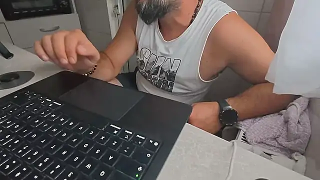 TARKAN1's Webcam Show