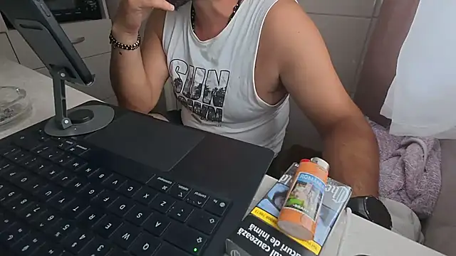 Webkamerová show TARKAN1