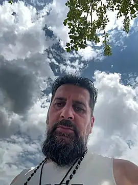הופעת וובקאם של TARKAN1