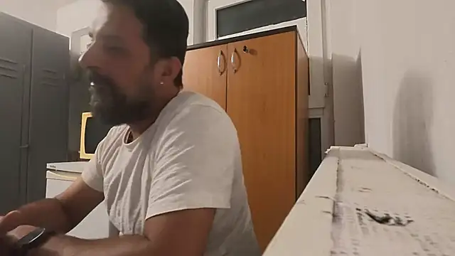 Pokazy przed kamerką – TARKAN1