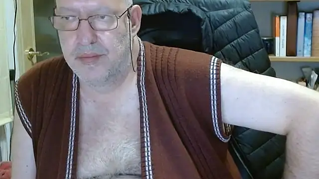 Hechizodeluz_ 网络视讯表演