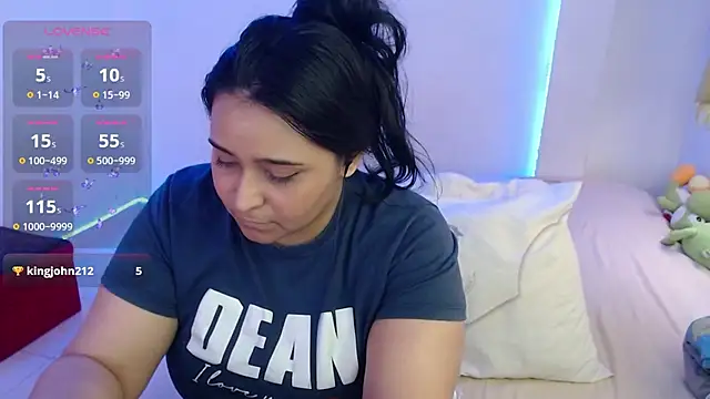 Alyson_17's Live XXX Chat