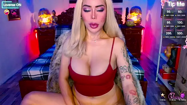Show de _QueenGoddess_ na webcam