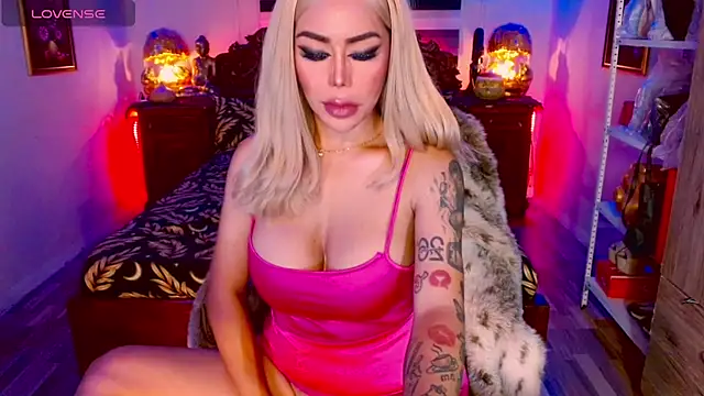 Show de _QueenGoddess_ na webcam