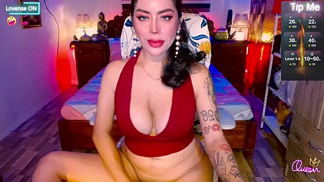 Show modela _QueenGoddess_ na web-kameri