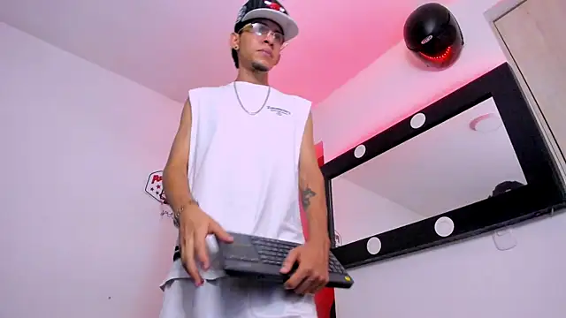 Chat XXX ao vivo de Samuel_Suarez
