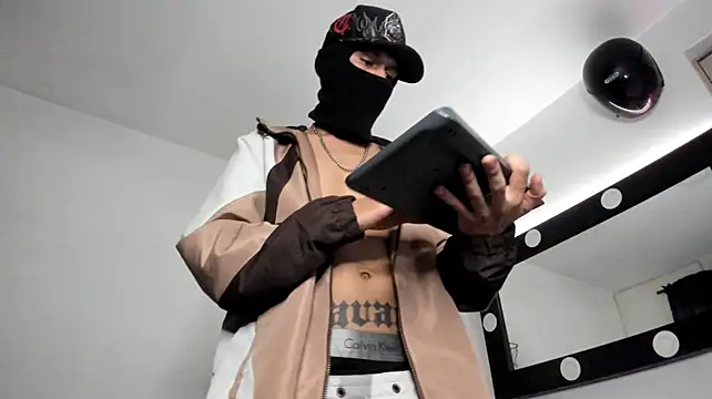 Samuel_Suarez Show Webcam