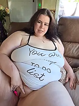 הופעת וובקאם של NaughtyPrincessJasmine