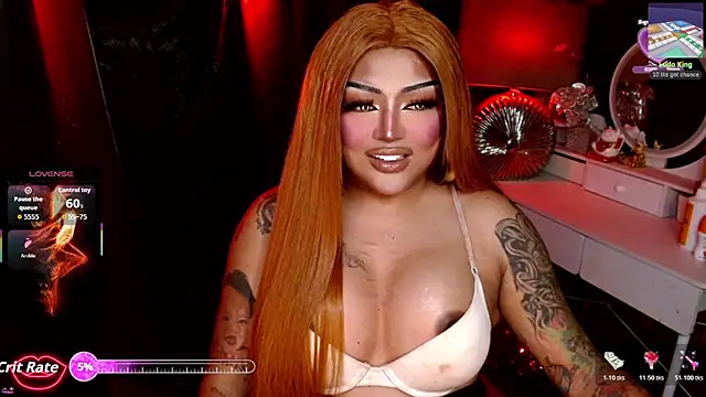 TiffanyWolf Show in webcam