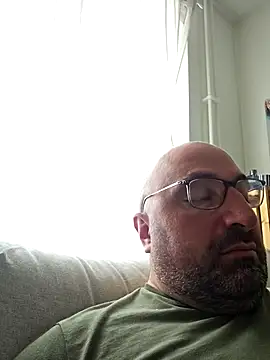 bigloada webkamerás műsora