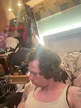 AshtonChicken Show Webcam
