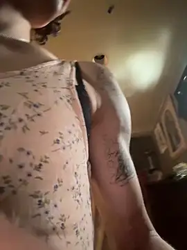 AshtonChicken Pertunjukan Webcam