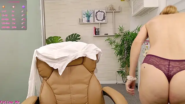 EllaMilf_'s Live XXX Chat