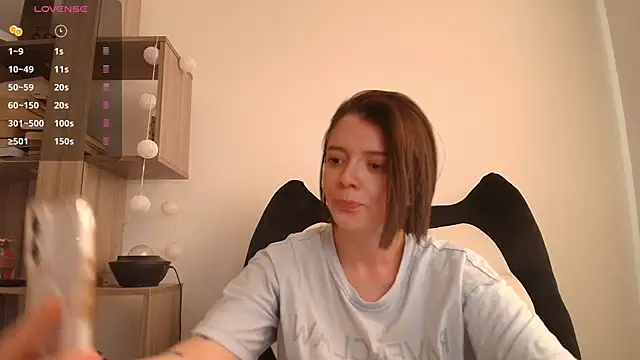 Hannah______ Live XXX-Chat