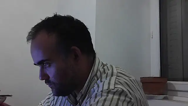 colalba12 Show Webcam