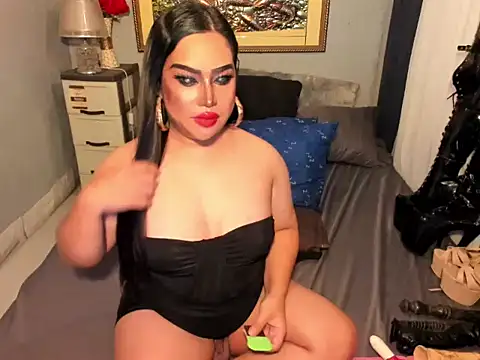 RavennaMiller Pertunjukan Webcam