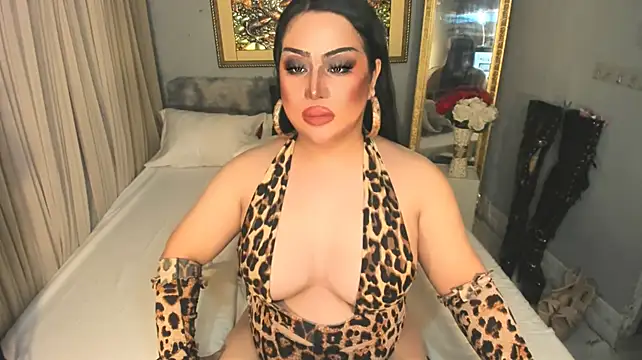 RavennaMiller 网络视讯表演