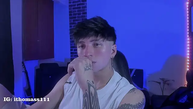 عرض كام Thomass_clark