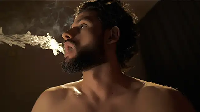 Show de Keen___Luckystrike na webcam
