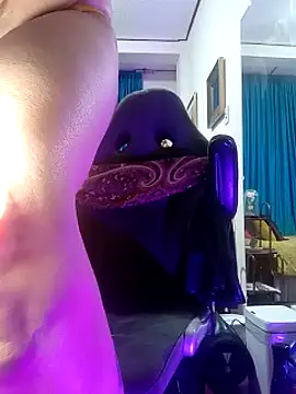 Онлайн чат XXX kelly_squirting
