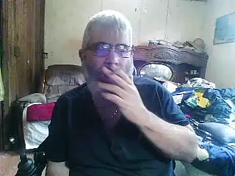 Chat +18 de hearseguy77 ao vivo