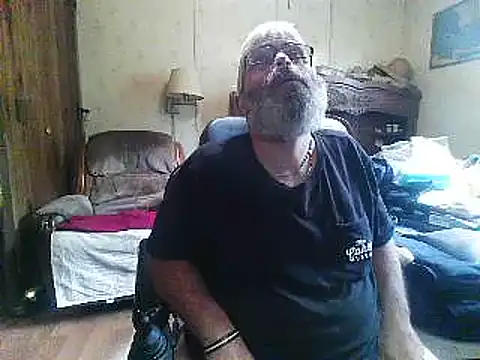 hearseguy77 Show Webcam