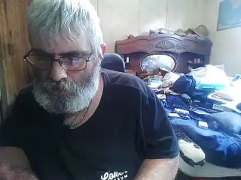 hearseguy77 webkamerás műsora