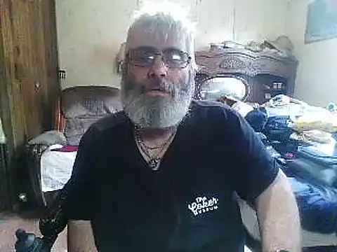 hearseguy77 webkamerás műsora