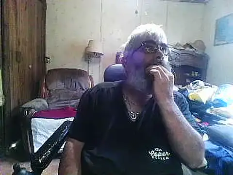 hearseguy77 Show in webcam