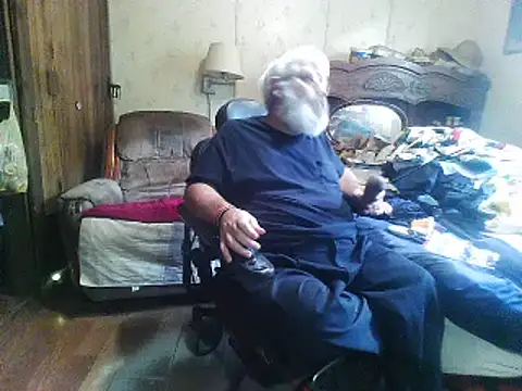 Show modela hearseguy77 na web-kameri