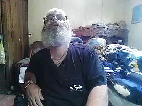 hearseguy77 Show in webcam